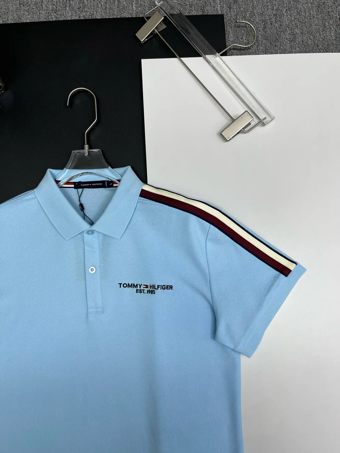 TOMMY New Arrival Polo Same Style 210 ， Factory New Arrival Versatile : Black White Gray Blue Green Size：M-3XL